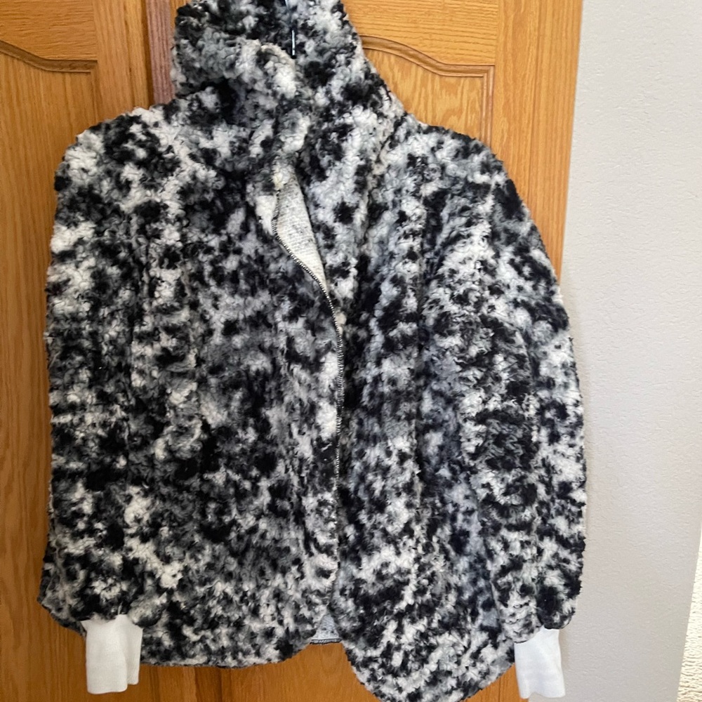 LuLaRoe teddy bear jacket.